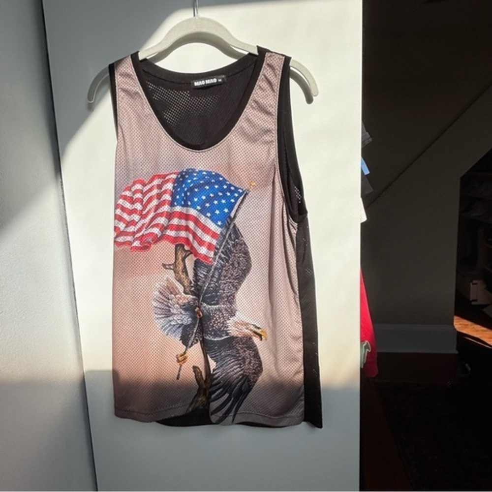 Men’s Eagle and Flag Graphic Tank Top